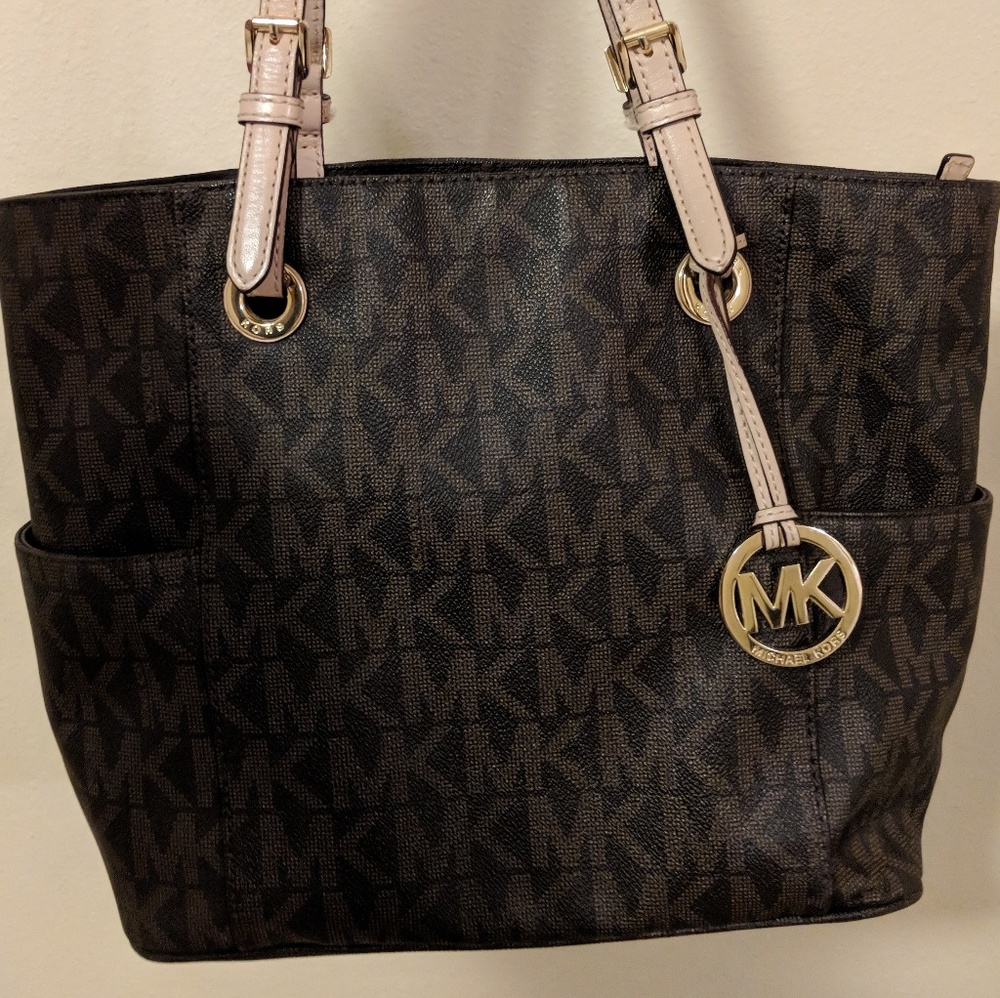 Used Michael Kors purae